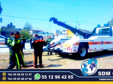 Fabricantes, Conversion, Equipamiento yVenta de Patrullas Pick Up, Fabricantes de Equipo y Accesorios Metalicos, Equipo Comunicacion, Luces auxiliares El equipamiento Pick-up es uno de los mas completos para patrulla, ya que cuenta con una gran variedad de accesorios metálicos, así como accesorios visual acústico. En cuestión de accesorios metálicos contamos con Tumbaburros, Roll Bar de 3 Arcos Tipo Com­­ando, Banca central con respaldo, Defensa Trasera Tipo Escalón. En la parte de accesorios visual acústico cuenta con Torreta, Sirena y Bocina, adicional mente se le puede agregar un Kit de Estrobos en faros Marca WHELEN, FEDERAL SIGNAL, EPCOM, somos fabricantes de patrullas.Somos una Empresa Mexicana líder en el Mercado con años de experiencia, especialistas en el Equipamiento de Patrullas Equipadas Cajas y Remolques Unidades Moviles Especiales de Seguridad, Rescate, Salvamento, Salud, Comunicacion, Higine, etc.,Somos fabribricantes directos, distribuidores en todo Mexico, comunicate y te atenderemos personalmente. contamos con las mejores marcas en el mecado