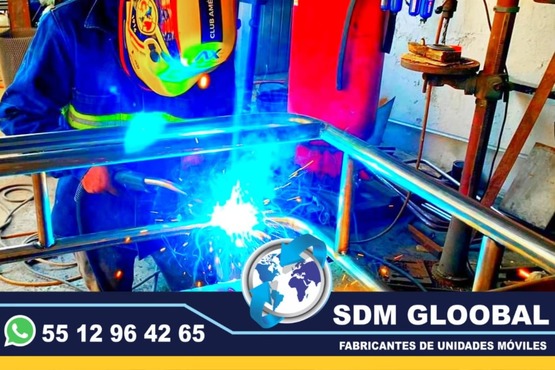 Fabricantes, Conversion y Equipamiento de Patrullas nuevas equipadas y venta de unidades moviles para seguridad publica, privada, rescate, salvamento. SDM Global Mexico somos una empresa líder en el Equipamiento de Patrullas asi como de unidades moviles de rescate, salvamento, proximidad, primer respodiente, equipo tactito, anti motin, fuerzas especiales, semi remolques con personal altamente capasitado para su fabricacion, Roll bar, Tumbaburros, Burrera, Banca central, Defensa trasera, Lona, Rotulacion, Pintura, Torreta de leds, sirena, bocina, codigos, estrobos, luces, etc. somos fabricantes.El término auto o moto Patrulla es utilizado para Patrullar un área concreta asignada. ​ Su función primaria es servir de apoyo a los oficiales de Policía en sus tareas diarias como rondines y traslado de delincuentes. somos fabricantes de unidades moviles especiales.Somos una Empresa Mexicana líder en el Mercado con años de experiencia, especialistas en el Equipamiento de Patrullas Equipadas Cajas y Remolques Unidades Moviles Especiales de Seguridad, Rescate, Salvamento, Salud, Comunicacion, Higine, etc.,Somos fabribricantes directos, distribuidores en todo Mexico, comunicate y te atenderemos personalmente.